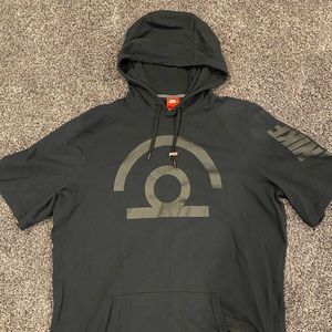 Nike Sportswear Short Sleeve Bball Hoodie Size XL